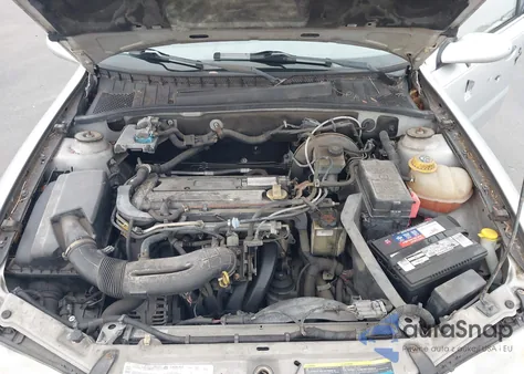 2002 Saturn L-Series L100 из США, поврежденный, VIN 1G8JS54F22Y551085